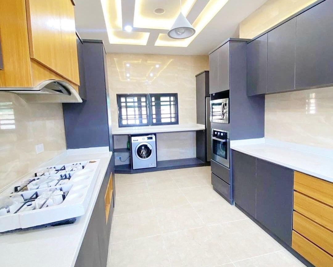 Luxury 5 Bedroom Detached Duplex with BQ