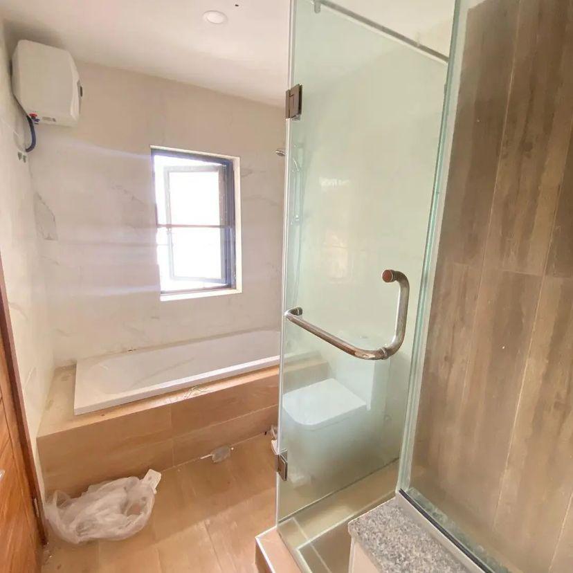 Spacious 4 Bedroom Terrace Duplex with BQ