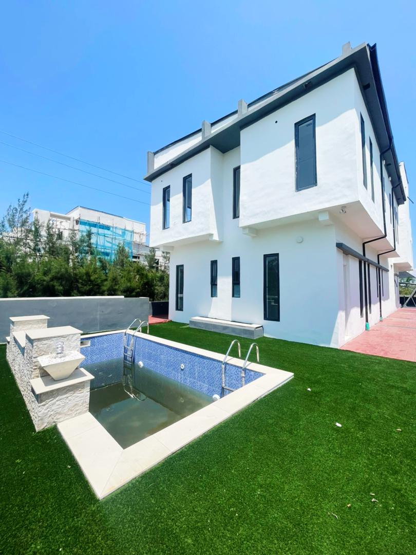 5 Bedroom Detached Duplex with BQ