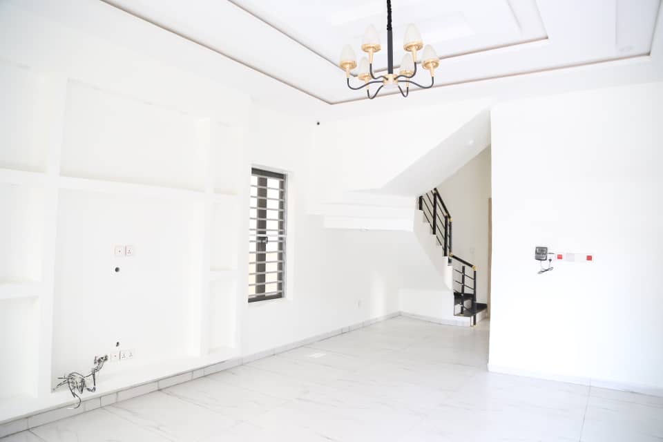 4 bedroom detached duplex + BQ