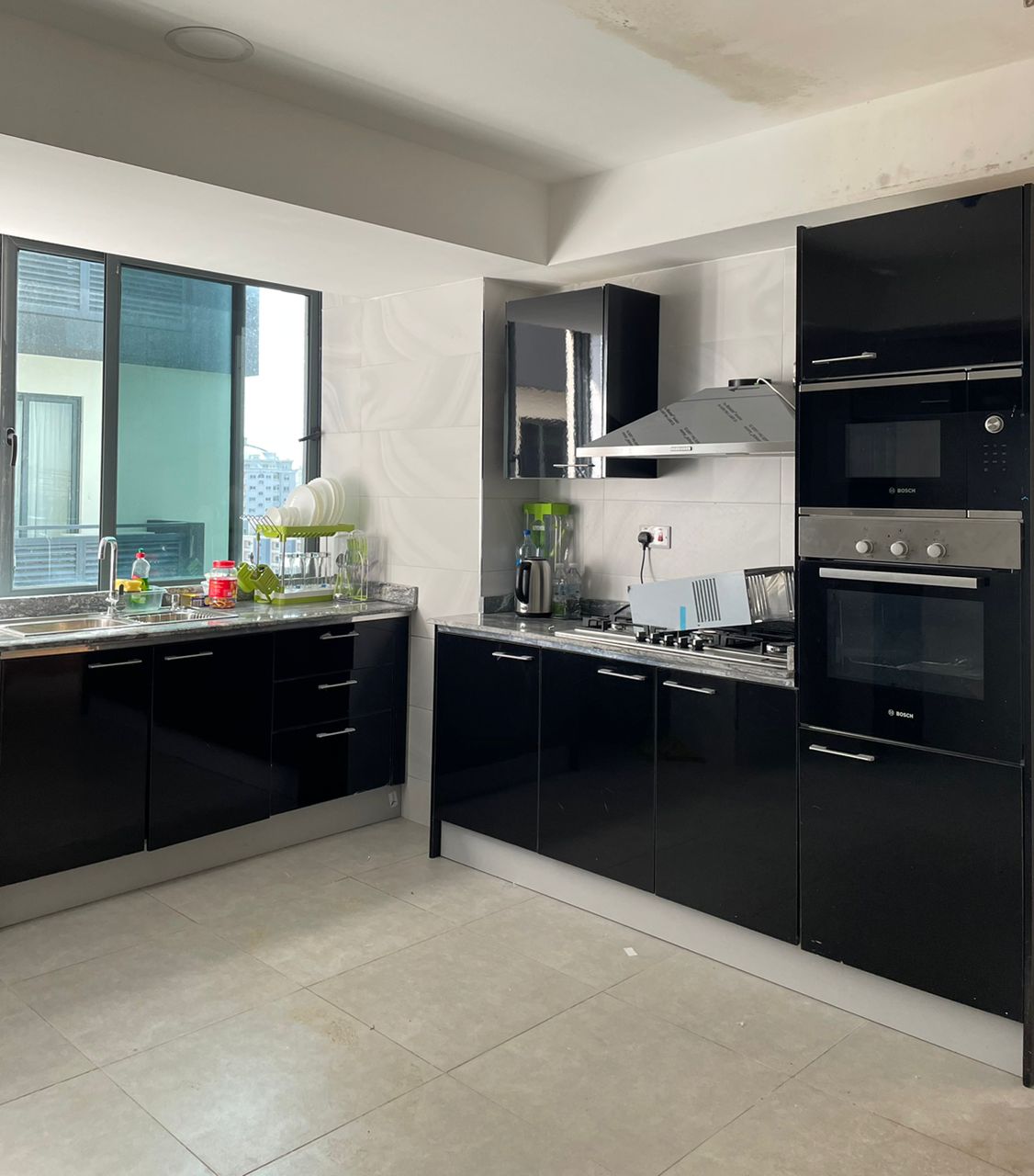 3 bedroom maisonette apartment