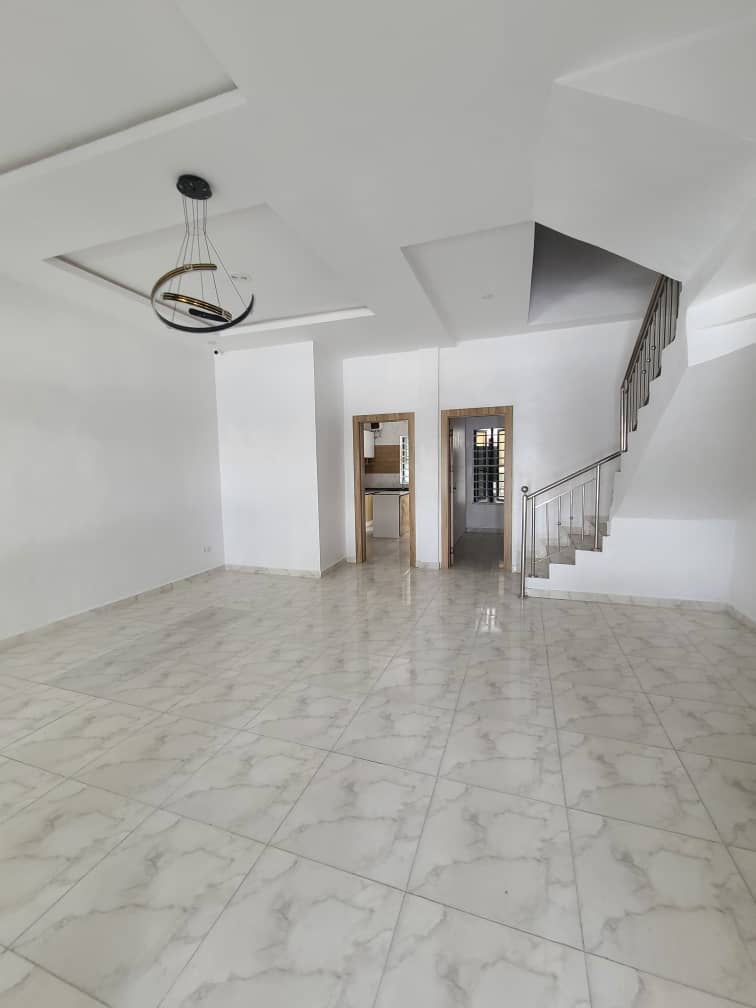 4 bedroom terrace duplex