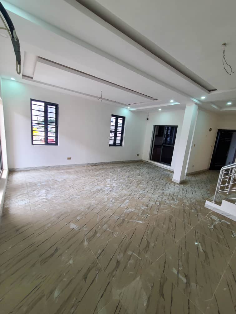 4 bedroom terrace duplex
