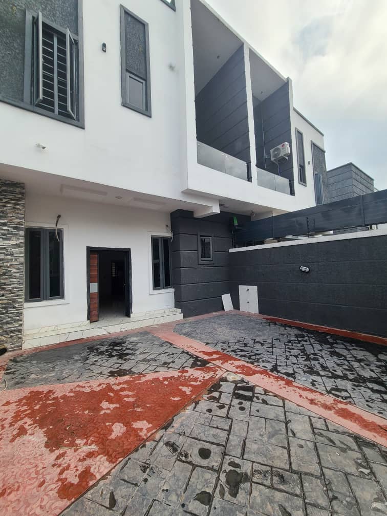 4 bedroom terrace duplex with BQ