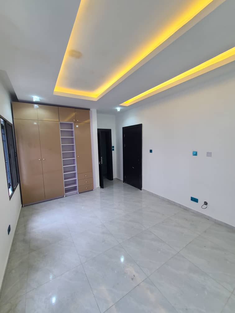 4 bedroom terrace duplex with BQ